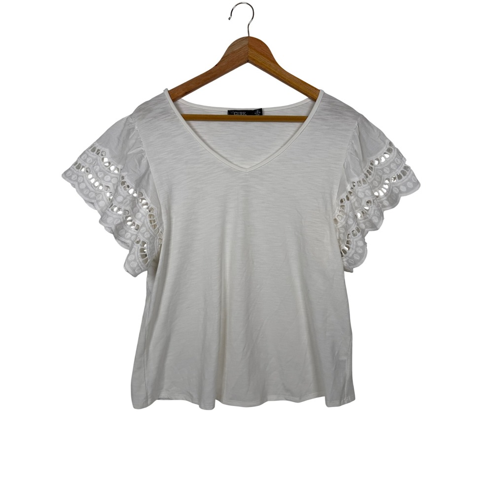 CURE. V-Neck Top Women Size M White‎ Casual Eyelet Flutter Sleeve M2-2936